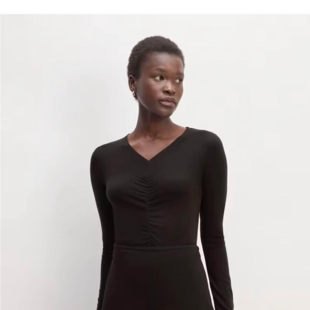 Everlane Women's Black Long Sleeve Tee